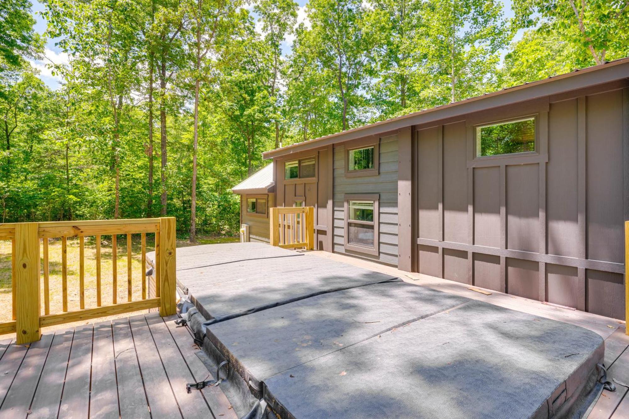 Monteagle Cabin With Swim Spa, Sauna And Fire Pit! Exterior photo